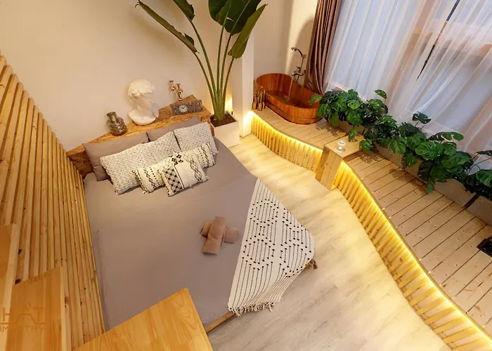 Tropical Home 2